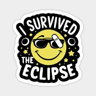 I Survived The Eclipse Funny Eclipse 2024 shirt -Eclipse Tee Magnet