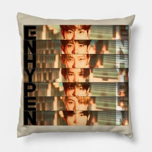 Enhypen45 Pillow