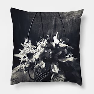 Black and white photography of decorative flower arrangement Pillow