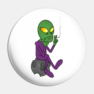 Aliens Exist… and They’re Smoking! Pin