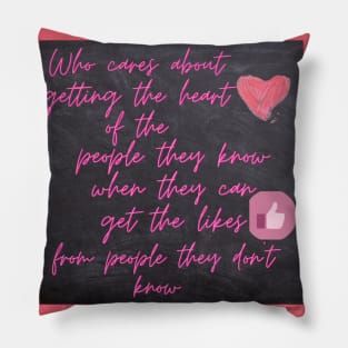 Social media relations Pillow