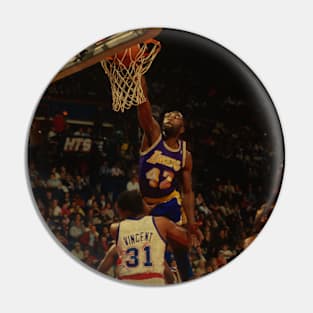 Dunk James Worthy Vintage Pin