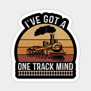 Retro Train Magnet