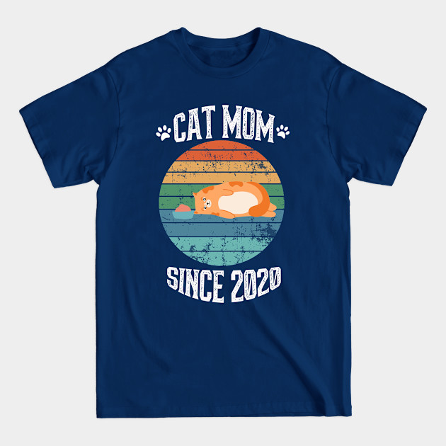 Disover Cat Mom Since 2020 - Cat Mom 2020 - T-Shirt