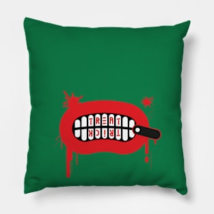 Treat or Trick Mouth With Zip Pillow