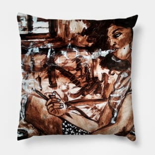 Lounge lady 6 Pillow