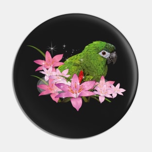 Noble macaw Pin