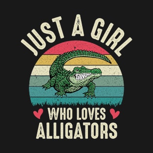 Just A Girl Who Loves Alligators Crocodiles Funny T-Shirt