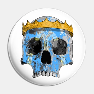 Sky blue skull with crown and warpaint Pin