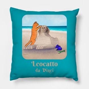 Leocatto da Vinci – Tabby Cat Creates a Sand Sculpture Masterpiece of the Sphinx Pillow