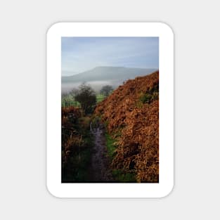 Views to Mam Tor Magnet