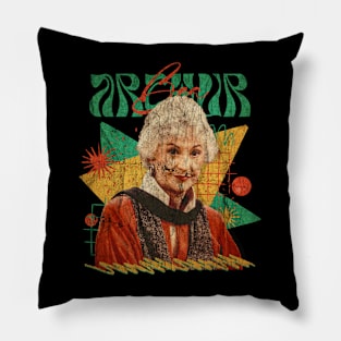 VINTAGE POP RETRO -Bea Arthur Golden Squad-  STYLE 70S Pillow