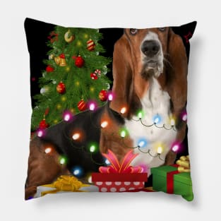 Basset Hound Christmas Tree Santa Hat Funny Xmas Gift Dog T-Shirt Pillow