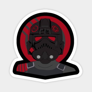 Iden Versio: Empire Helmet Magnet