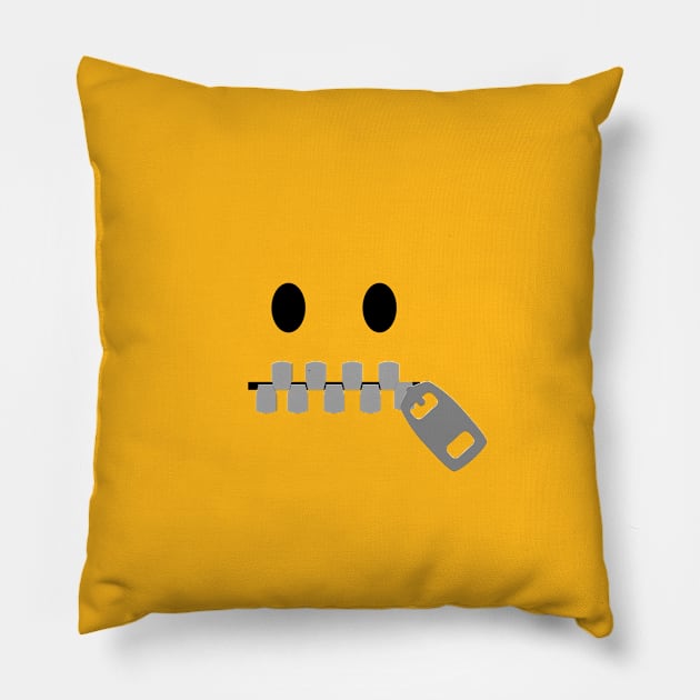 HappyFace Calado Pillow by diretoriododesign