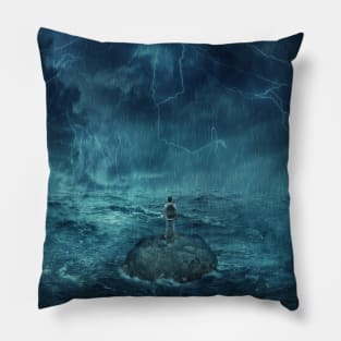 Lost in the ocean Pillow