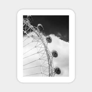 London Eye Pods in Monochrome Magnet