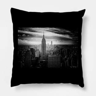 Manhattan skyline New York Pillow