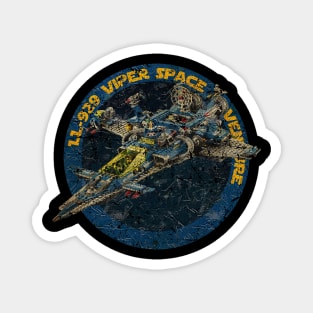 LL 929  viper Space Adventure RETRO Magnet