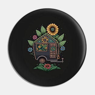 Tiny House on Wheels Motif Pin