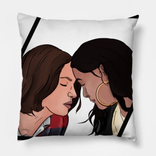 Cazzie Forehead Touch Pillow