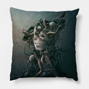 Skull Queen 016 Pillow