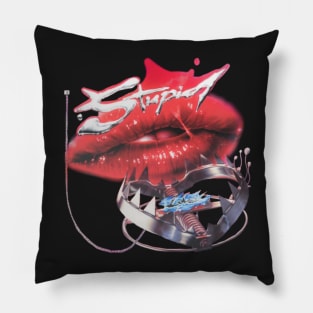 Bear trap lips sticker Pillow