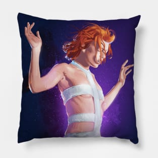 Leeloo Pillow