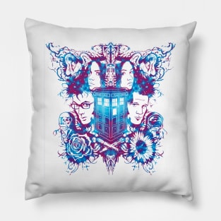 dr rorschard Pillow