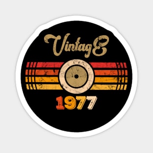 Vintage 1977 Magnet