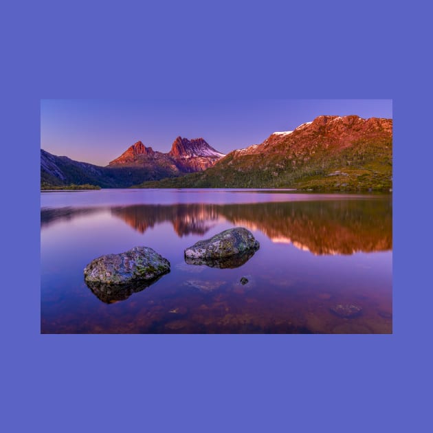 Cradle Mountain Sunrise by paulmp