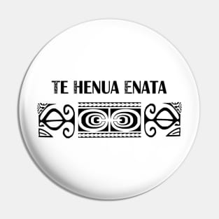 TE HENUA ENATA (Noir) Pin