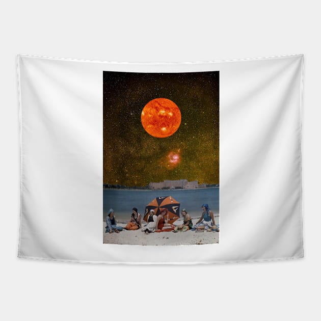 On a faraway beach... Tapestry by montagealabira