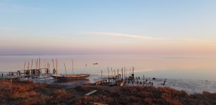 Fishing boats in the Venetian lagoon Magnet