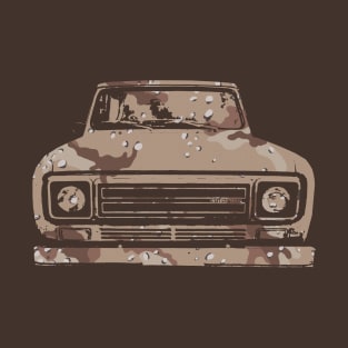 IH Scout II classic 4x4 truck 1979 desert camo T-Shirt