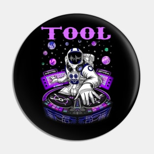 TOOL BAND Pin