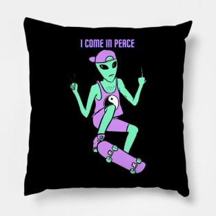 Alien: I Come In Peace Pillow