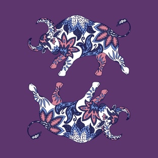 Paisley Oxen (Lilac Palette) T-Shirt