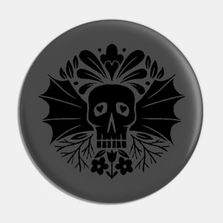 skull wings Pin