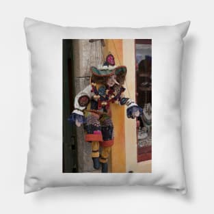 The Magical Puppet Pillow