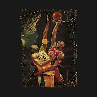 BLOCKED VS DUNK T-Shirt