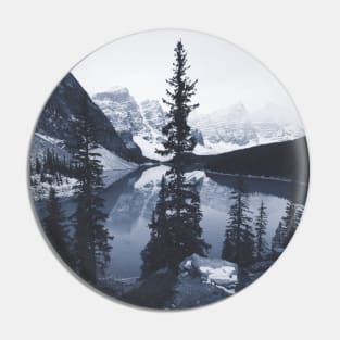 Canada, Moraine Lake, Banff National Park, Alberta Pin