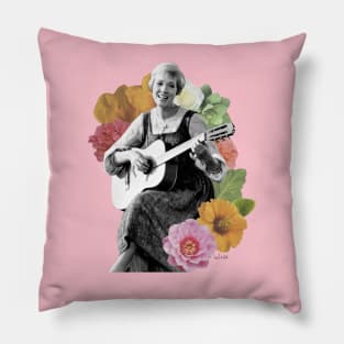 The sound of music collage Pillow