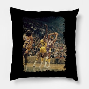 Wilt Chamberlain, 1973 Pillow