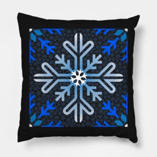 seamless repeat pattern of glowing blue ice crystals Pillow