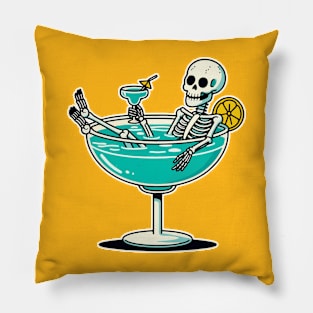 Skeleton bathing in margarita Pillow