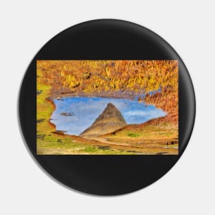 Abstract Kirkjufell Reflection Pin