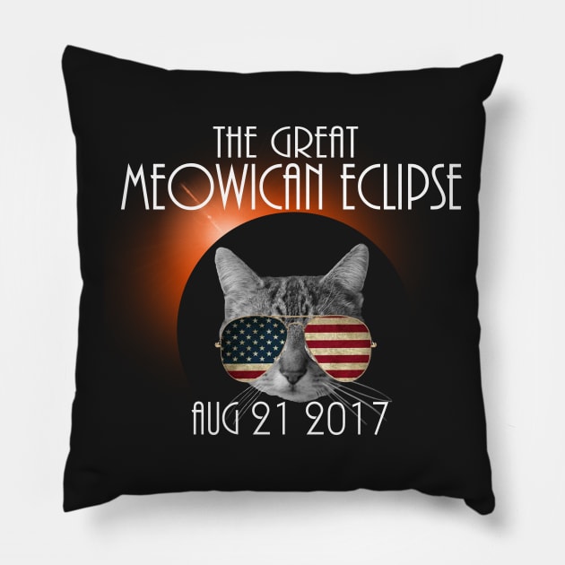 The Great Meowican Eclipse Shirt - Total Eclipse Shirt, Solar Eclipse 2017 Merchandise, The Great American Eclipse T-Shirt Pillow by BlueTshirtCo