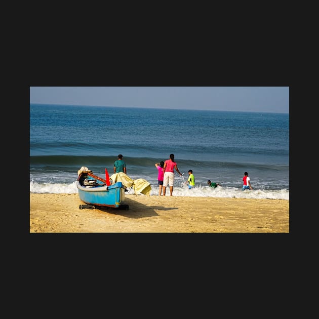 Families enjoy the time on the beach in India by fantastic-designs