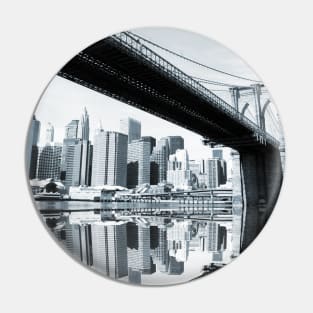 Brooklyn Bridge (reflection) Pin